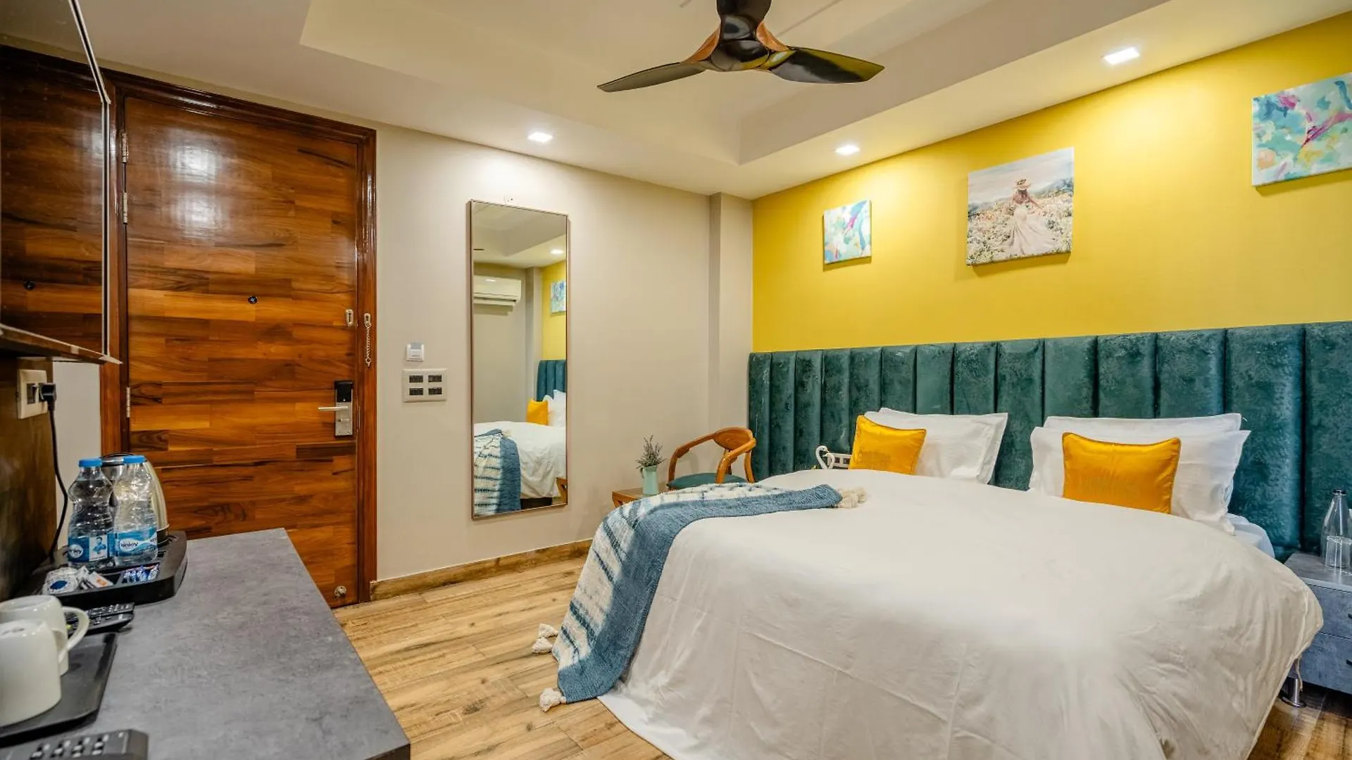 Lime Tree Hotel - Near Medanta Hospital Γκουργκάον Ινδία