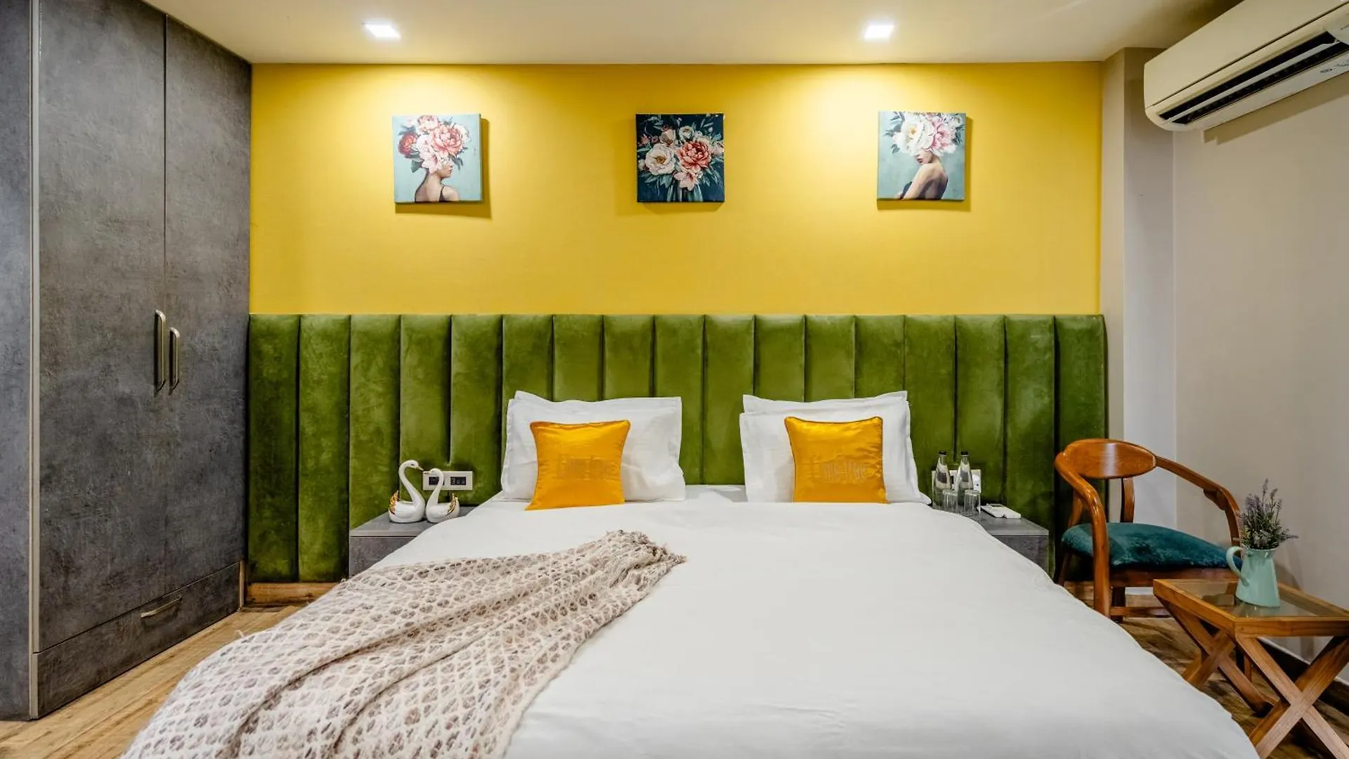 Lime Tree Hotel - Near Medanta Hospital Γκουργκάον Ινδία
